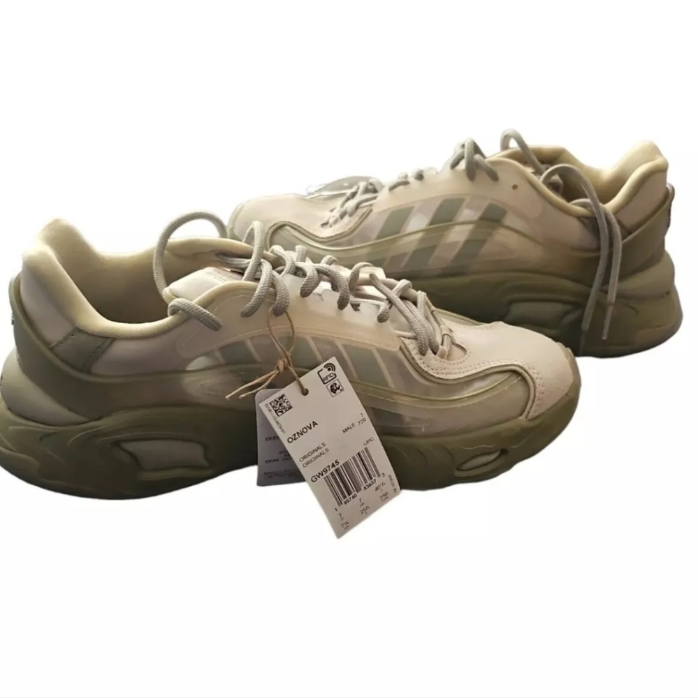 Men's adidas Oznova size 7.5